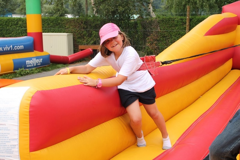 Village Camps International Summer Camp Leysin, Switzerland 2025-08-09 https://www.villagecamps.com/journals_admin/images/695-10-yellowgreenies (100).jpg